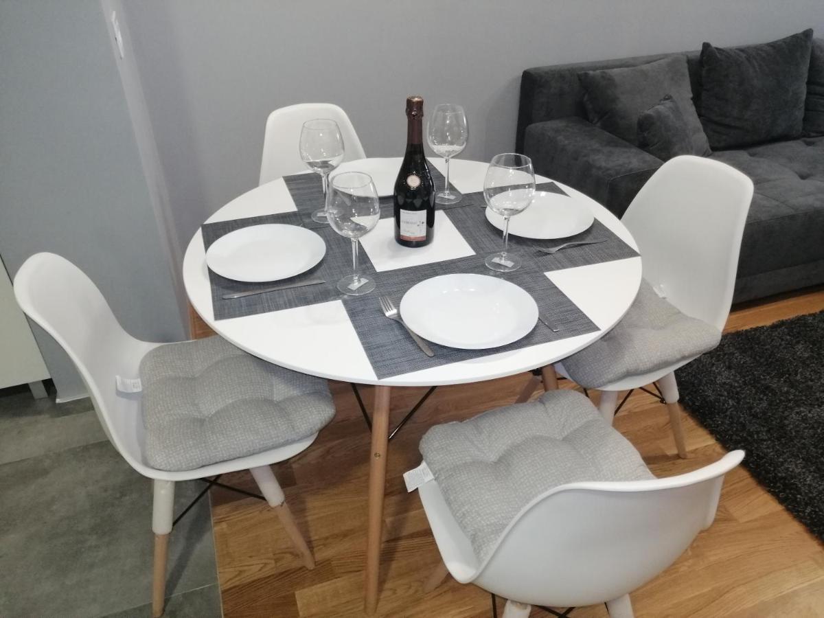 Fit Apartman Belgrad Exterior foto